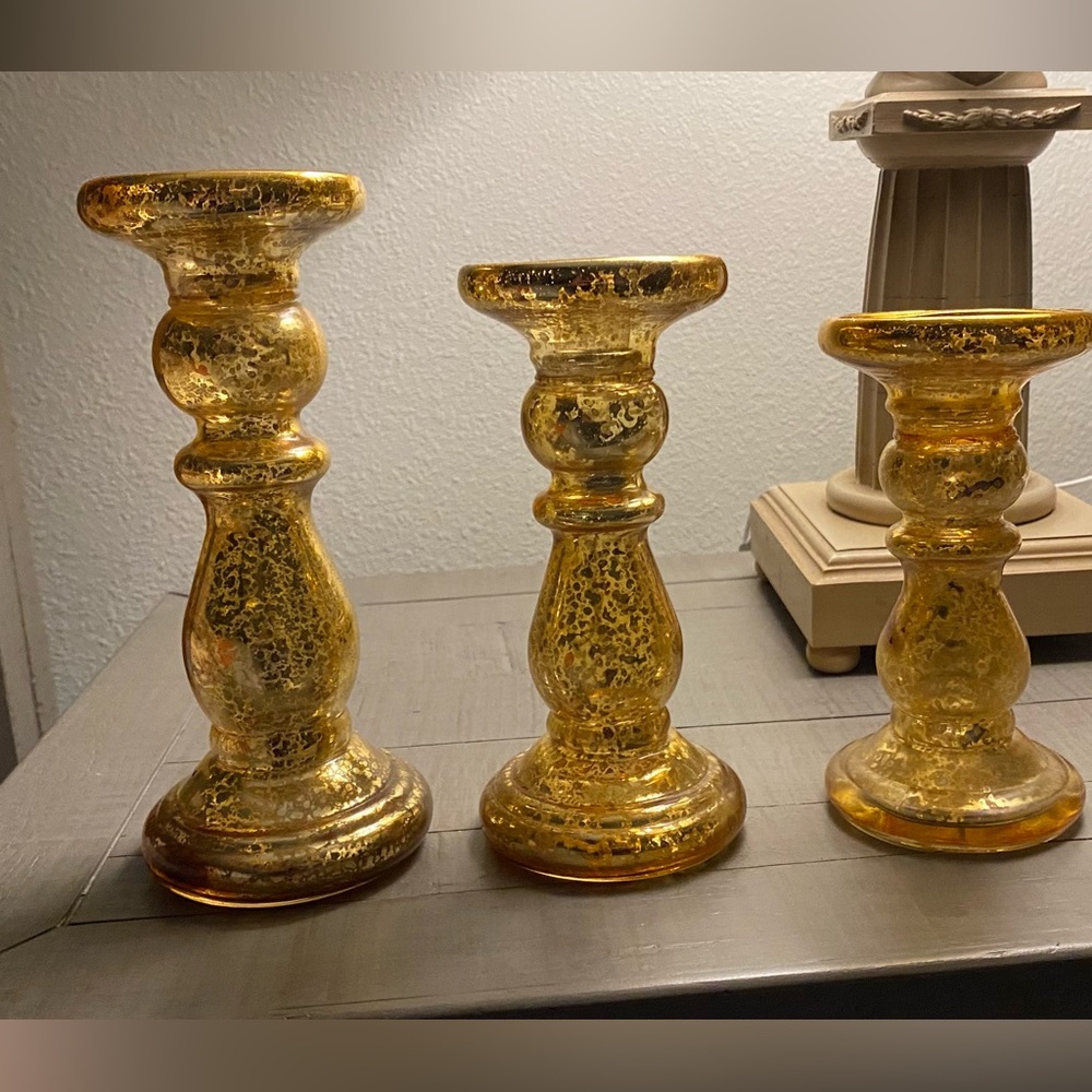 Set of 3 Graduated Mini Mercury Glass
Pedestals by Valerie Parr Hill